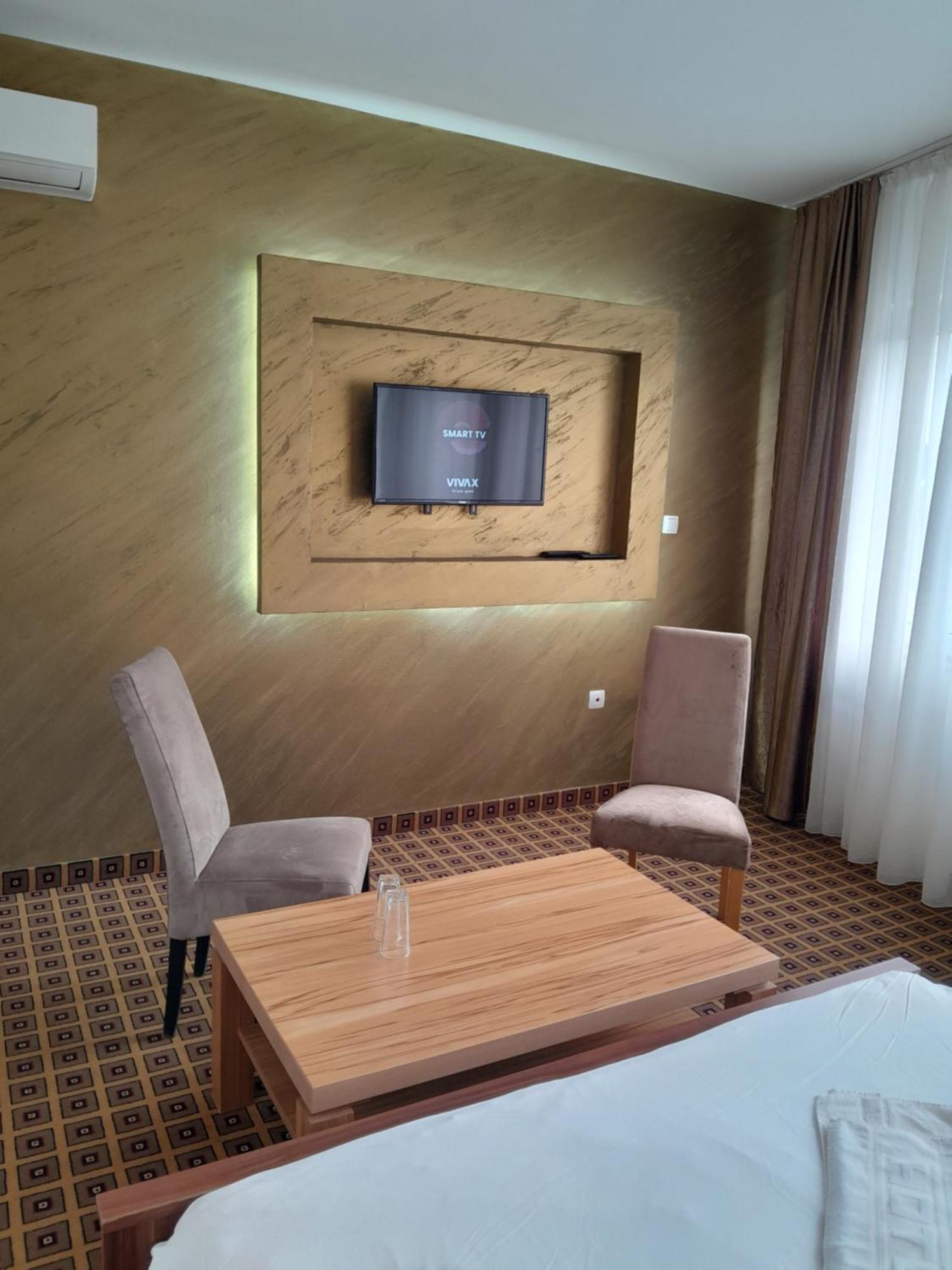 Hotel Victoria Lukavica 외부 사진